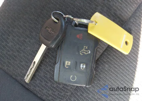 2021 Chevrolet Silverado 1500 2Wd Short Bed Custom from USA, damaged, VIN 3GCPWBEK1MG349298